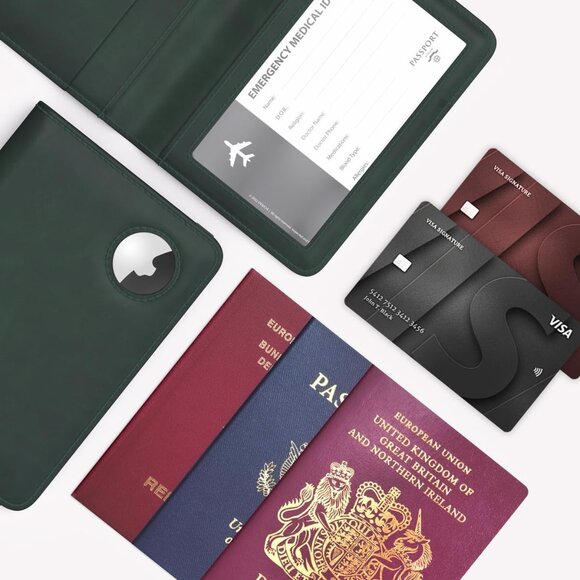 Leather Passport Holder for Men Green - Picture 7 of 7